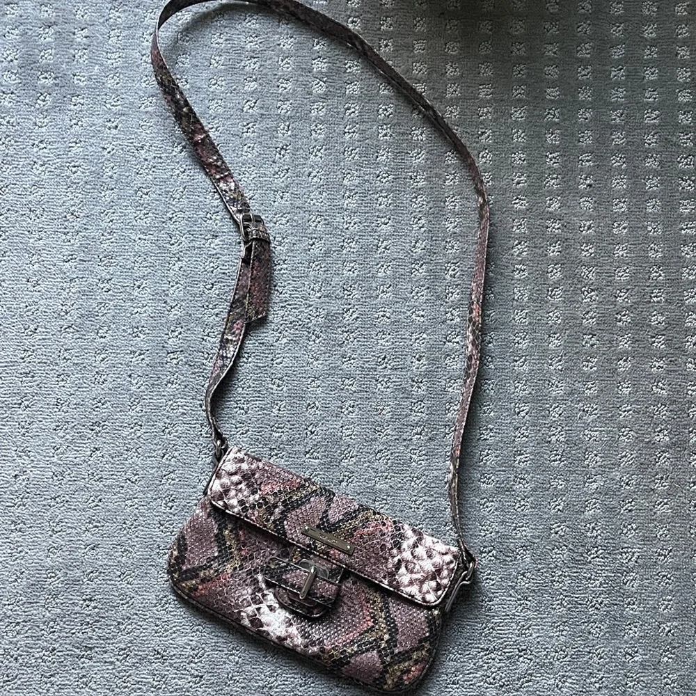 Nine West Python Pattern Crossbody Bag - Picture 2 of 5